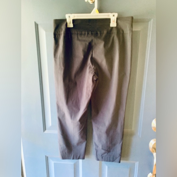 Alfani Women's Dark Blue Capris tummy control design - Picture 6 of 11